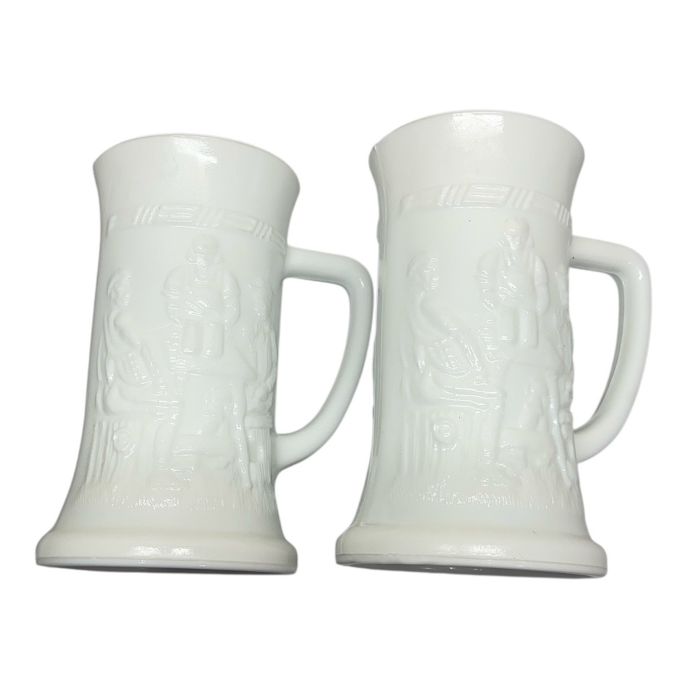 Tiara Exclusive White Milk Glass Mug #10575 In Box Set of 2 Vintage